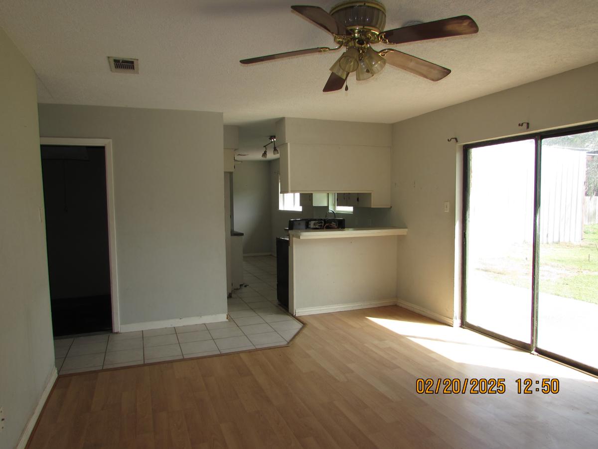 Photo of 3721-tower-rd-santa-fe-tx-77517