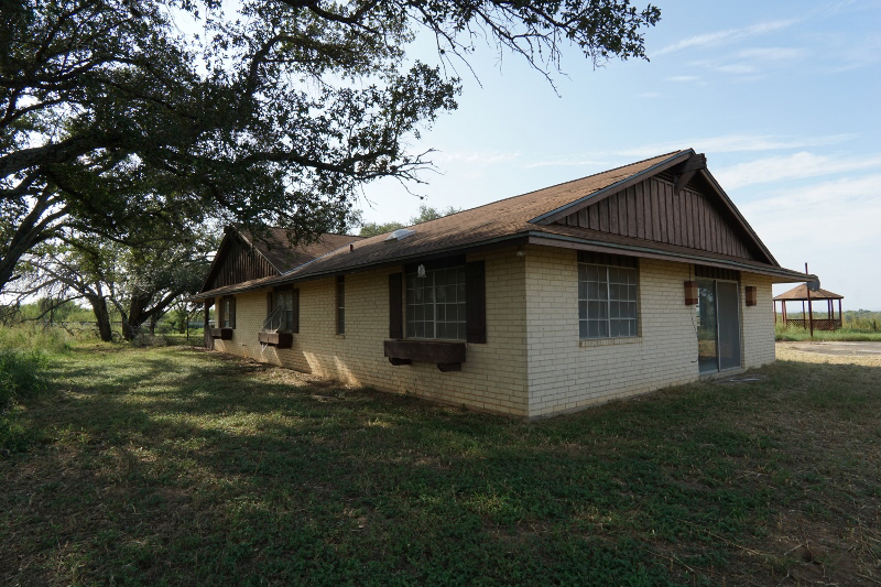 Photo of 8935s-fm-2790-w-somerset-tx-78069