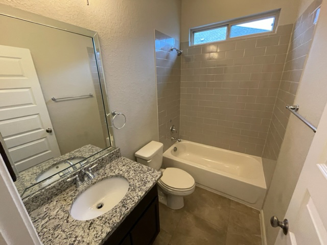 Photo of 2107-cullum-park-san-antonio-tx-78253