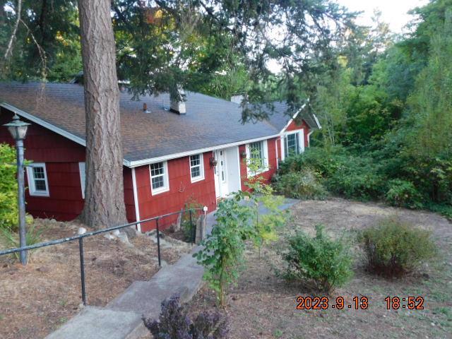 Photo of 814-cascade-dr-nw-salem-or-97304