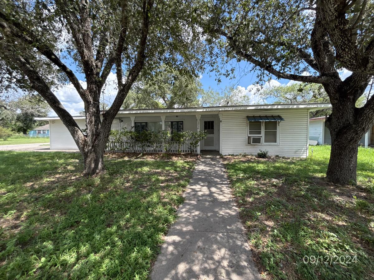 Photo of 1210-n-polk-st-beeville-tx-78102