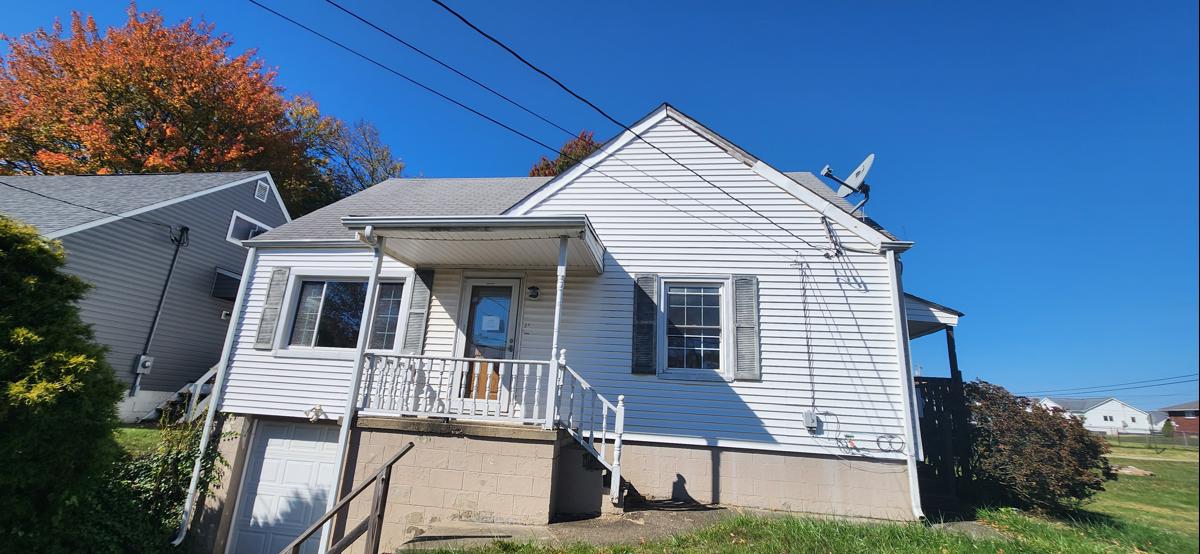 Photo of 208-greenbrier-rd-weirton-wv-26062