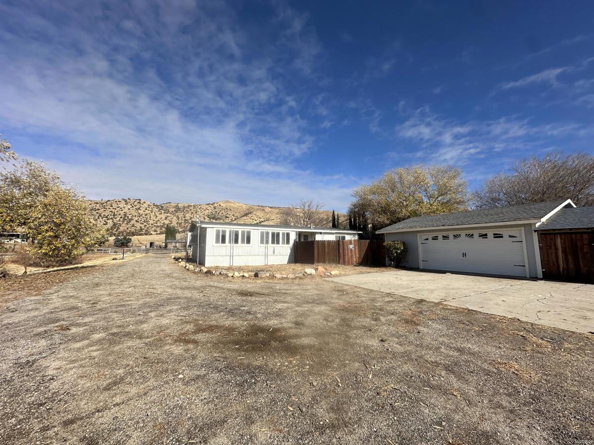 Photo of 1240-arabian-dr-tehachapi-ca-93561