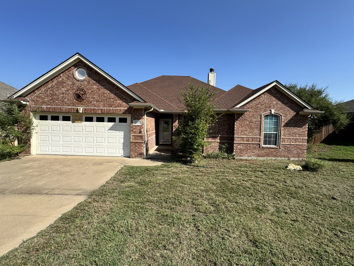 Photo of 7103-treaty-oaks-blvd-granbury-tx-76048