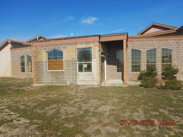 Photo of 272-county-road-341-la-vernia-tx-78121