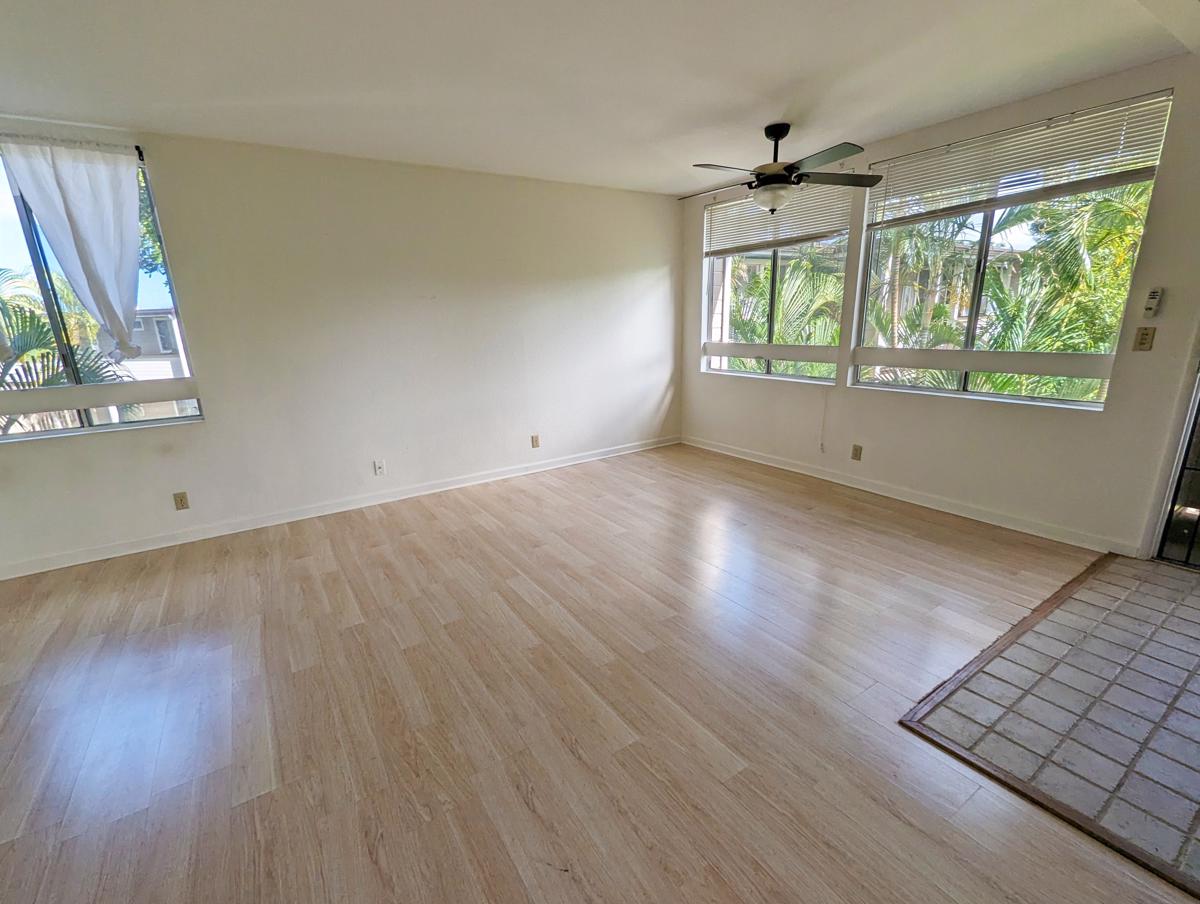 Photo of 95-707-lanikuhana-ave-r206-mililani-hi-96789