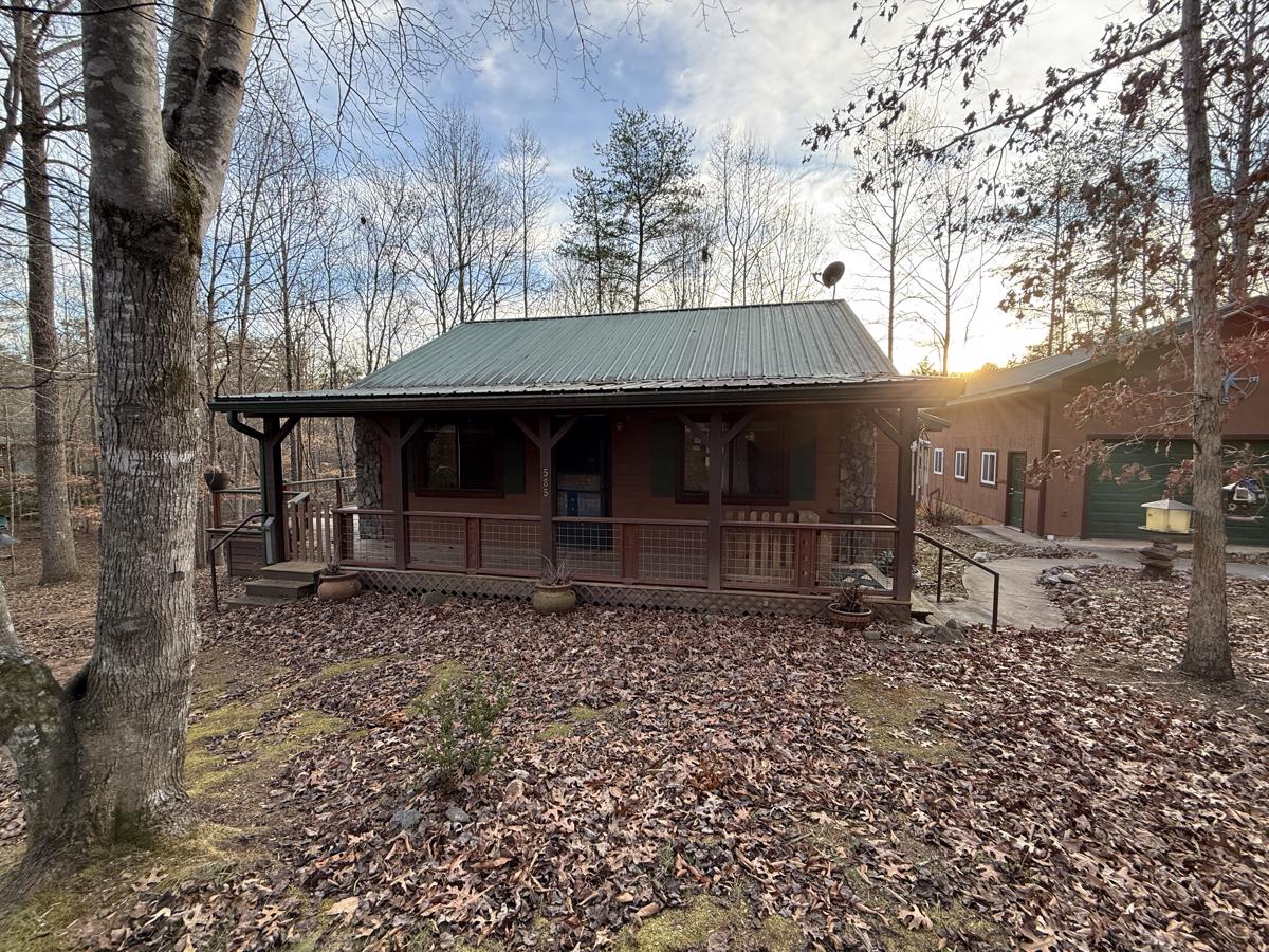 Photo of 585-cabin-cove-ln-moravian-falls-nc-28654