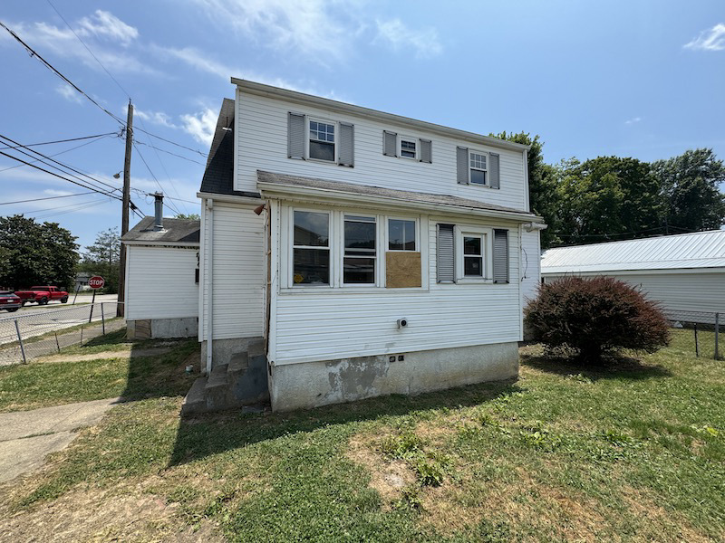 Photo of 701-holley-st-saint-albans-wv-25177