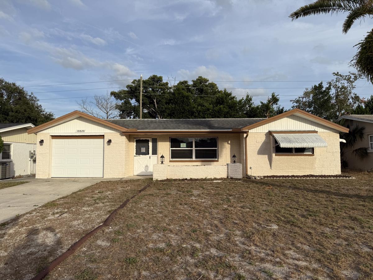 Photo of 10820-queens-rd-port-richey-fl-34668