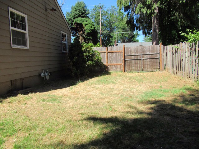 Photo of 870w-lincoln-street-woodburn-or-97071