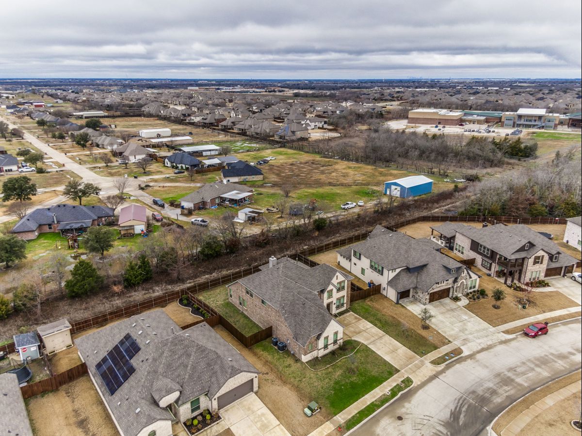 Photo of 1328-lone-hill-ln-forney-tx-75126