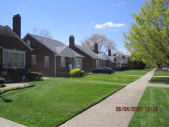 Photo of 20522-lochmoor-st-harper-woods-mi-48225