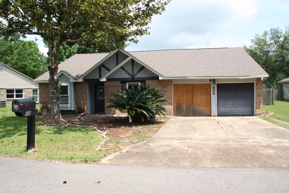 696 Apuwai Place, Diamondhead, MS 39525