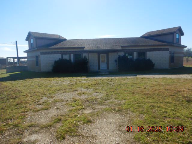 Photo of 272-county-road-341-la-vernia-tx-78121