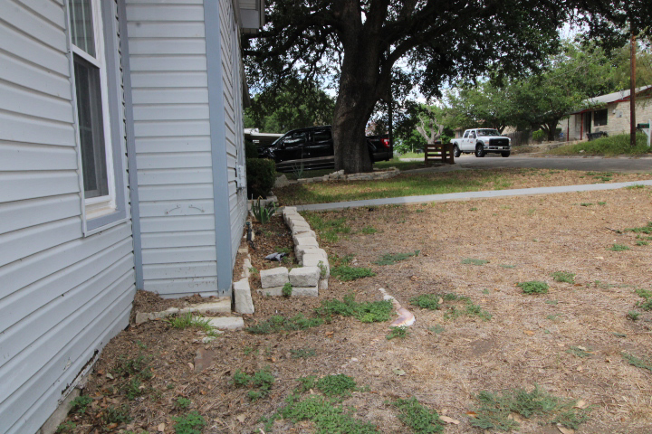 Photo of 1411-taylor-st-lampasas-tx-76550