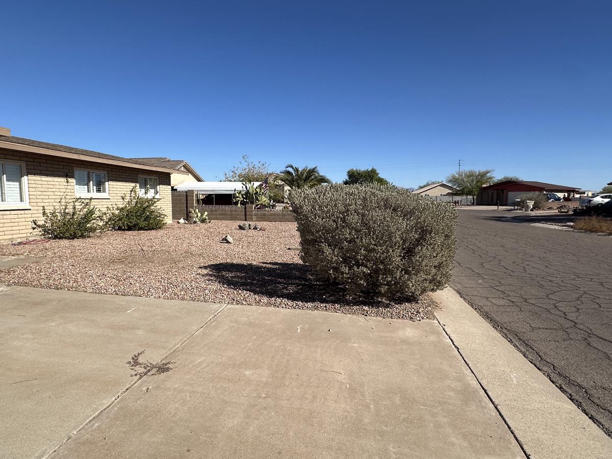 Photo of 8240-w-cypress-pt-cir-arizona-city-az-85123