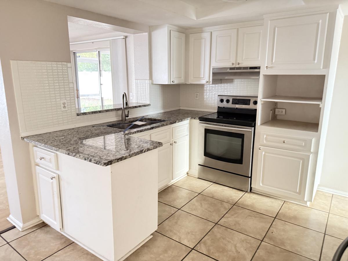 Photo of 10820-queens-rd-port-richey-fl-34668