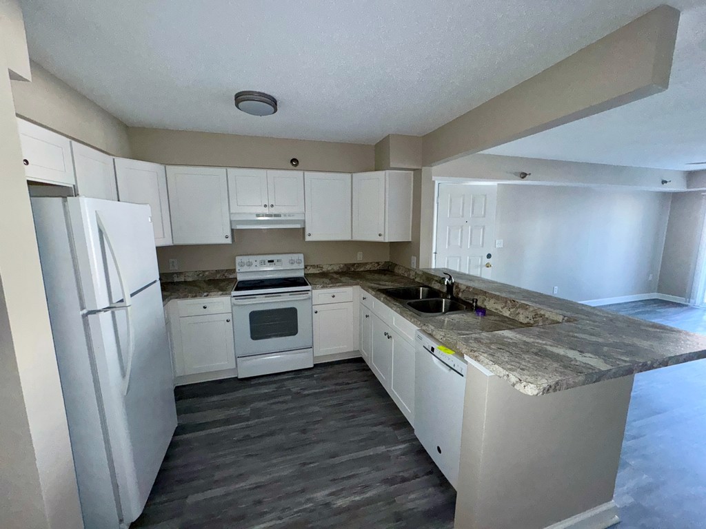 Photo of 9535-bay-front-dr-apartment-207-norfolk-va-23518