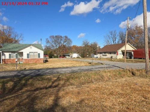 Photo of 219-n-beech-st-spiro-ok-74959