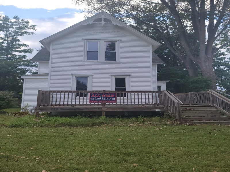 Photo of 236-s-east-st-vassar-mi-48768