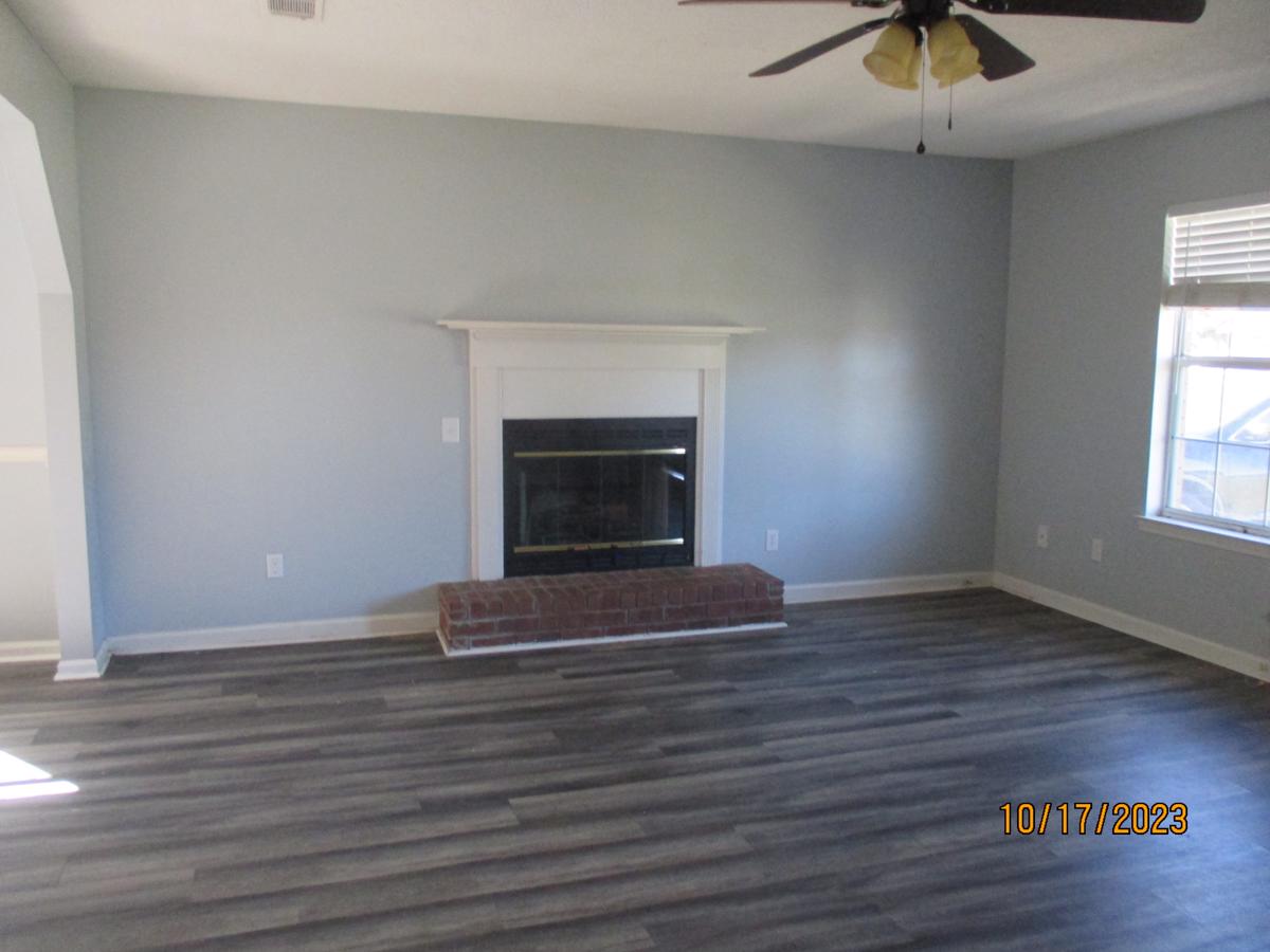 Photo of 820-waterfield-dr-hinesville-ga-31313