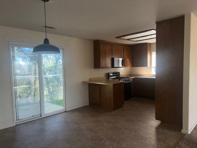 Photo of 1517-murieta-loop-redding-ca-96002