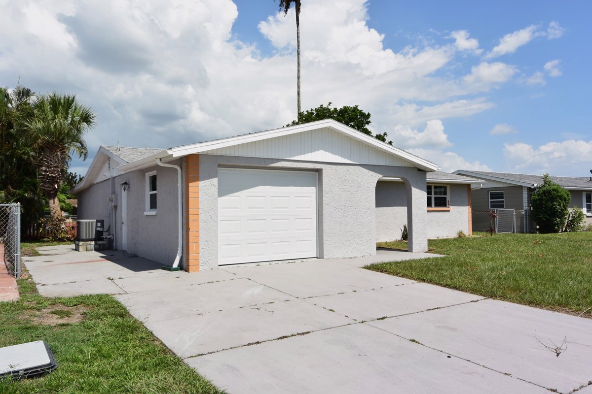 Photo of 2252-society-dr-holiday-fl-34691