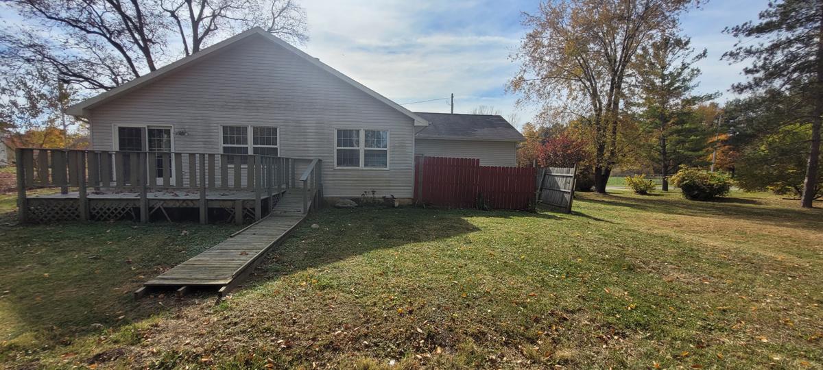 Photo of 608-e-bellevue-st-leslie-mi-49251