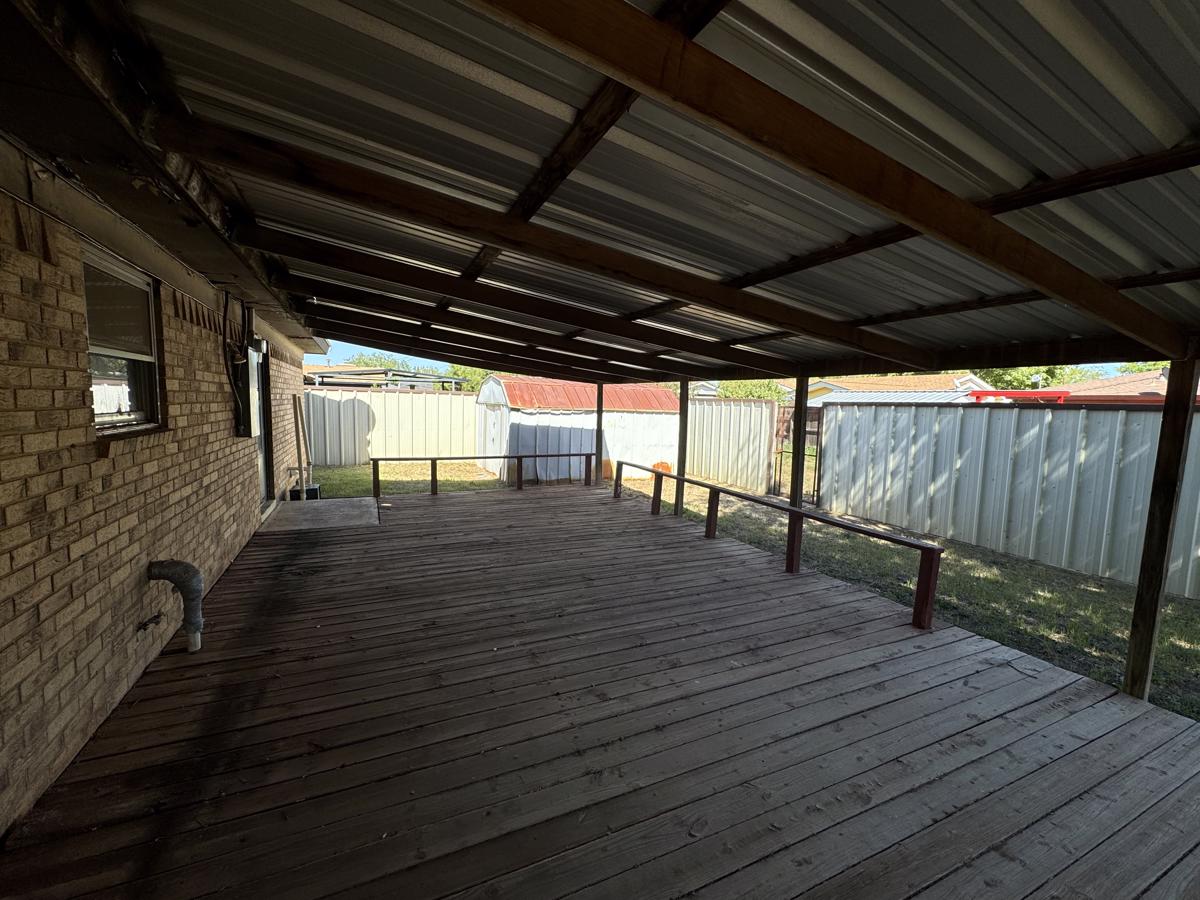 Photo of 1110-s-pecos-st-brownfield-tx-79316