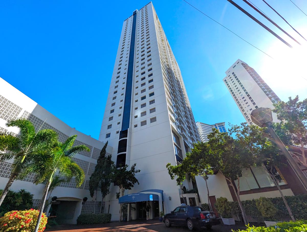 Photo of 400-hobron-lane-#807-honolulu-hi-96815