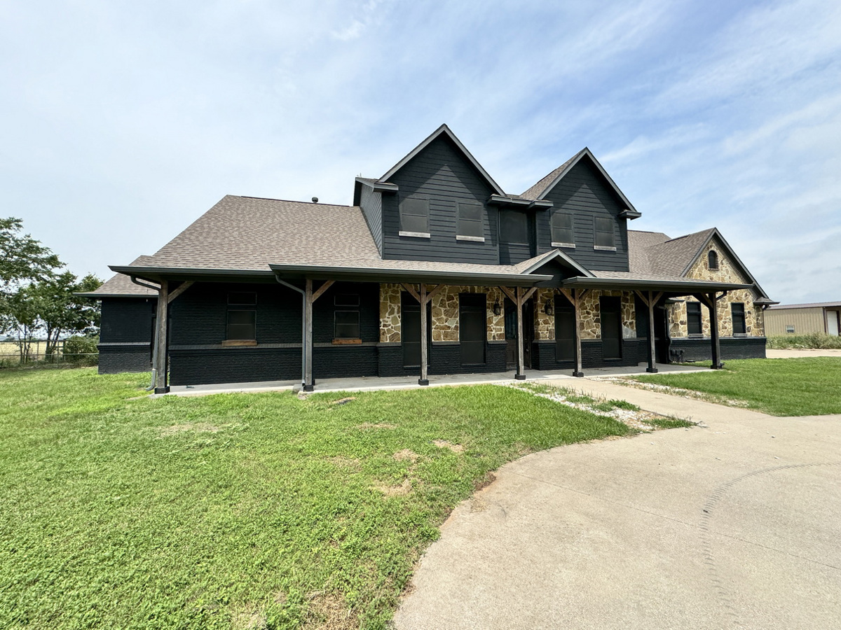 Photo of 10135-county-road-1006-godley-tx-76044