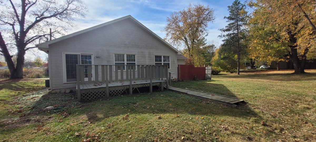 Photo of 608-e-bellevue-st-leslie-mi-49251