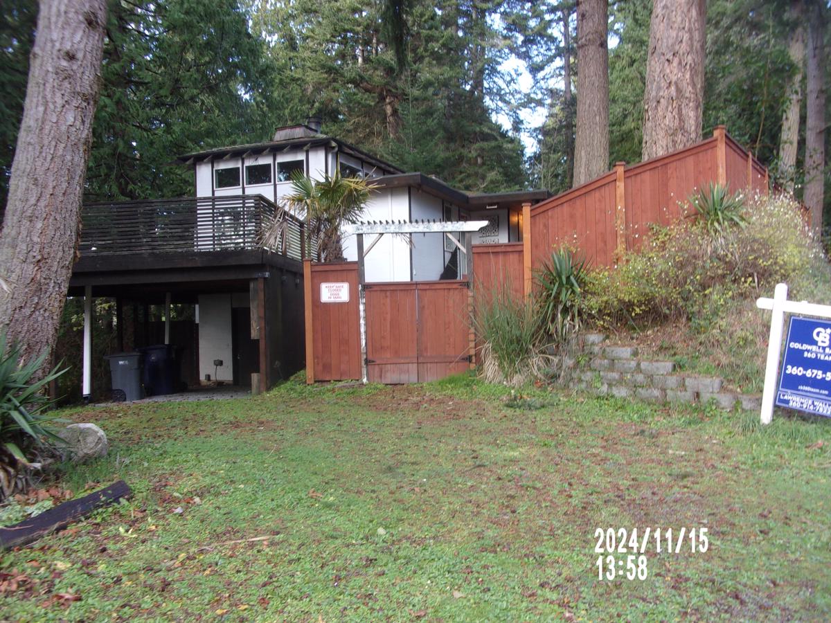 Photo of 4460-s-camano-dr-camano-island-wa-98282