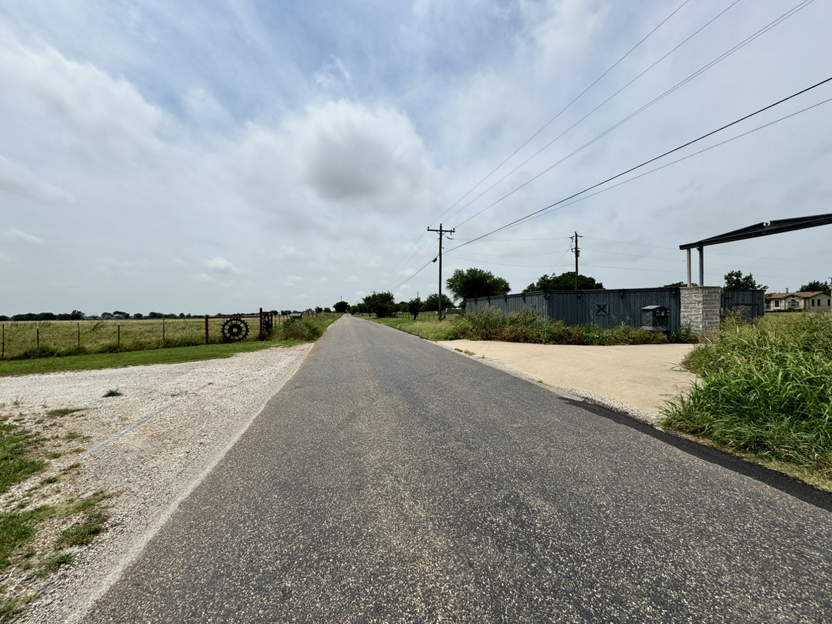 Photo of 10135-county-road-1006-godley-tx-76044