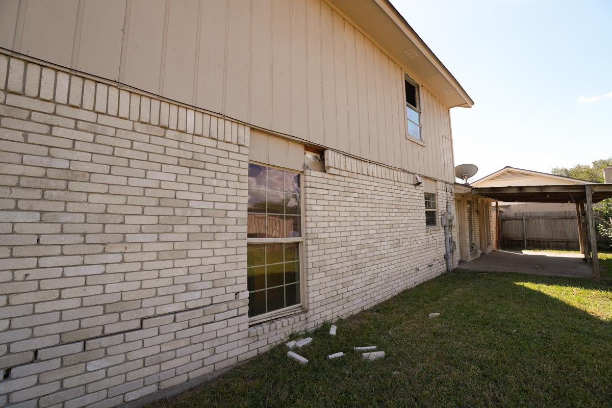 Photo of 1103-westwood-st-victoria-tx-77901