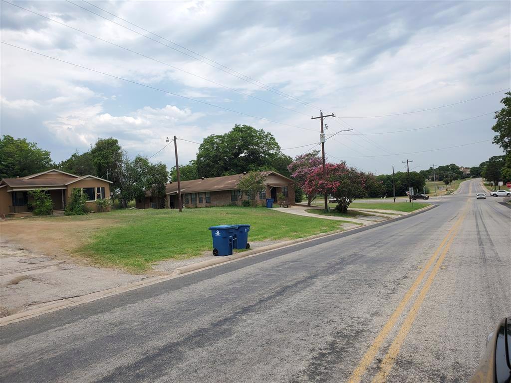 Photo of 1903-3rd-st-floresville-tx-78114