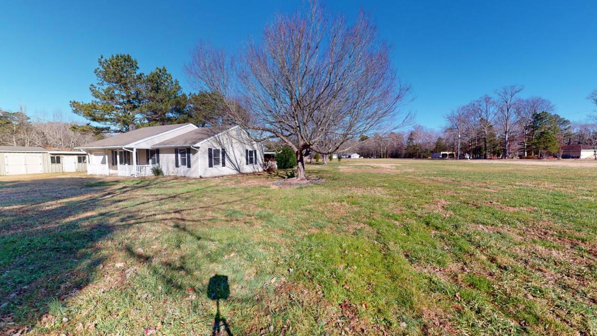 Photo of 5069-fletcher-rd-gloucester-va-23061