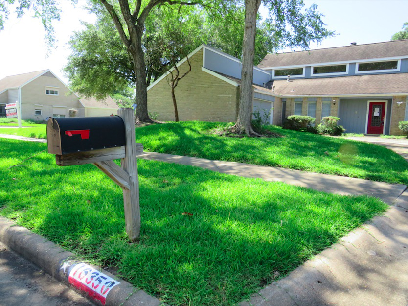 Photo of 16350-clearcrest-dr-houston-tx-77059