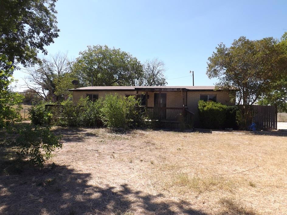 Photo of 527-dry-hollow-rd-la-vernia-tx-78121