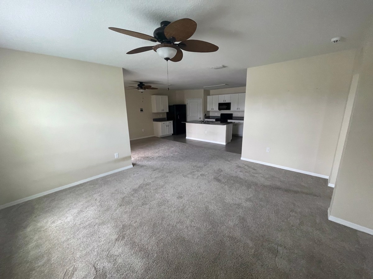 Photo of 4447-lindever-ln-palmetto-fl-34221