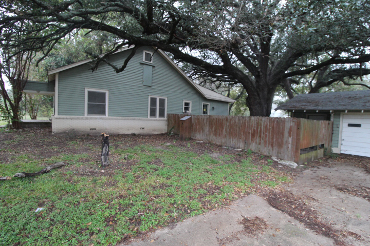 Photo of 212-s-stidham-st-hamilton-tx-76531