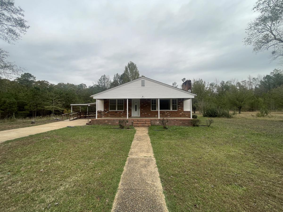 Photo of 1353-old-calvert-rd-sulligent-al-35586