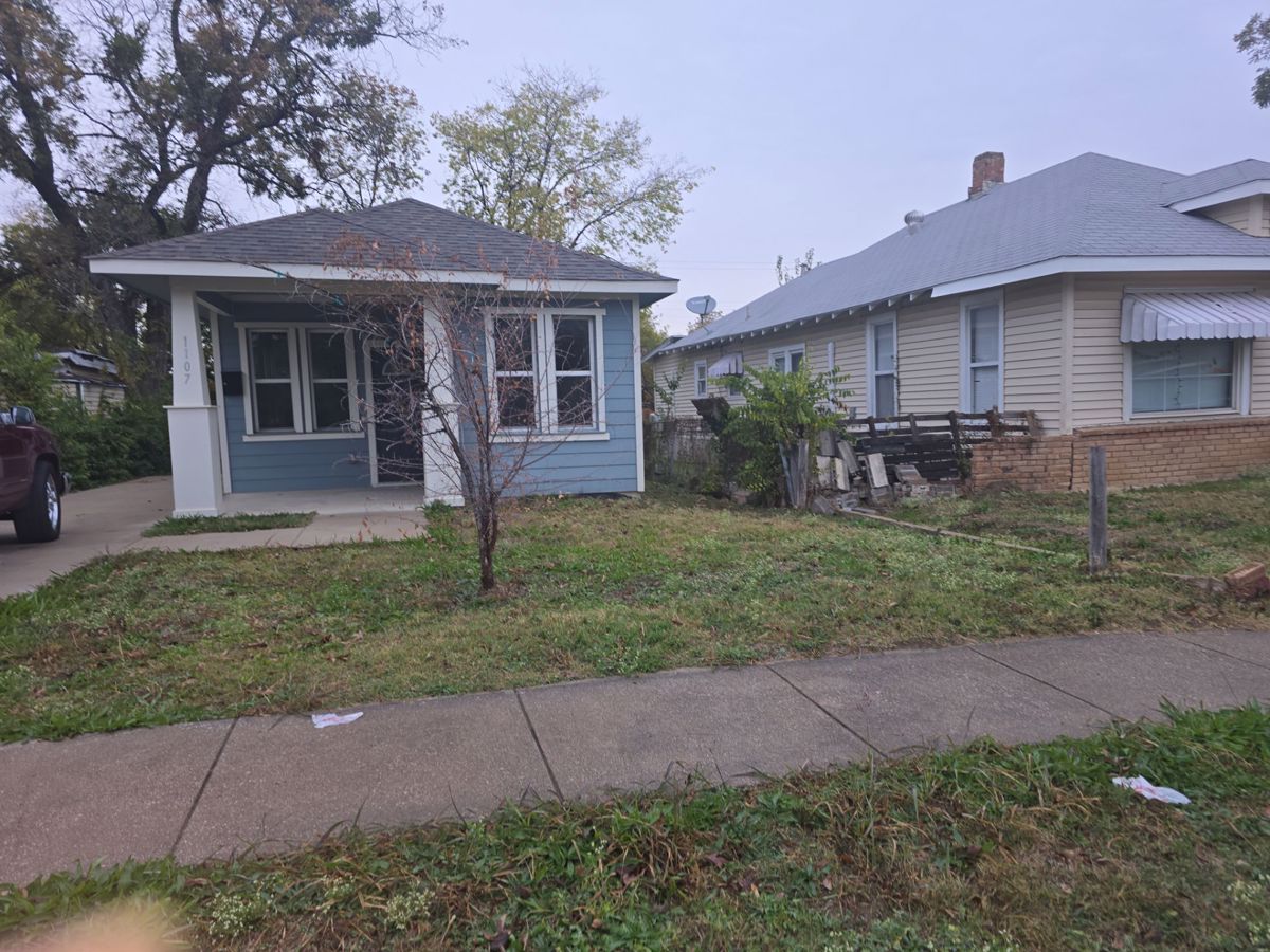 Photo of 1107e-annie-st-fort-worth-tx-76104