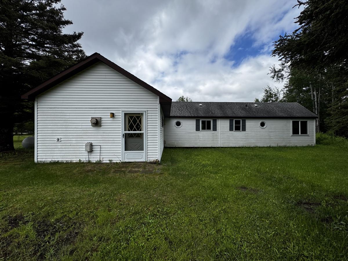 Photo of 2592w-dixner-rd-gulliver-mi-49840