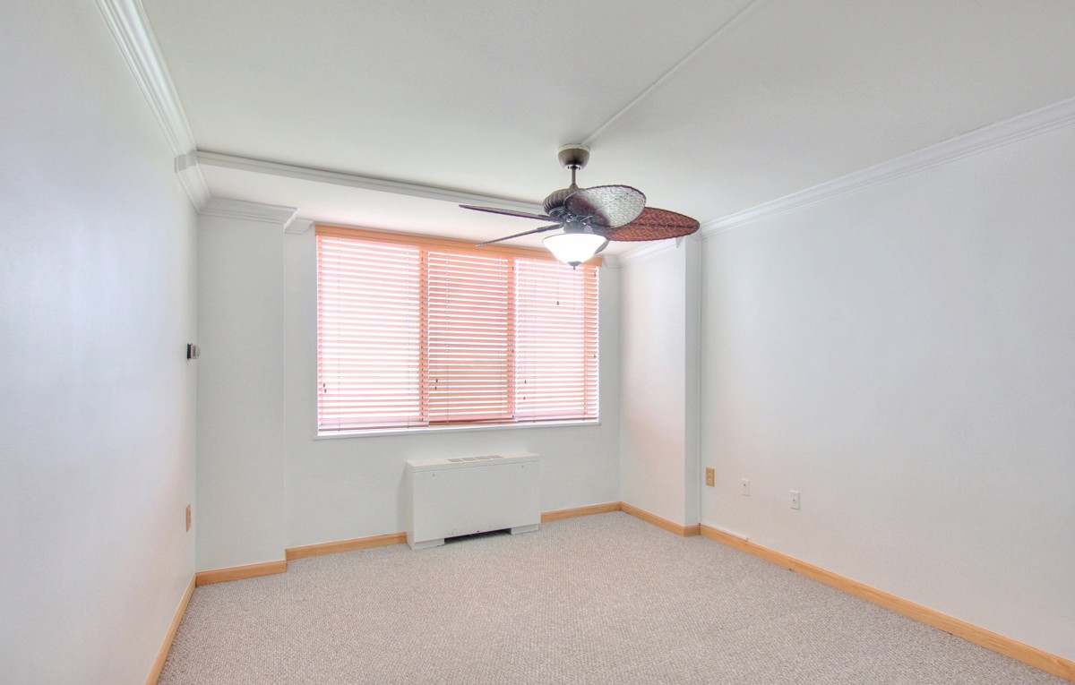 Photo of 10401-grosvenor-place-#1204-rockville-md-20852